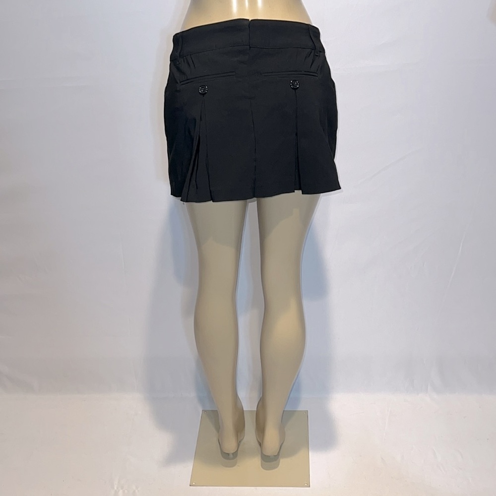 GUESS black pleated skirt! - Picture 3 of 3